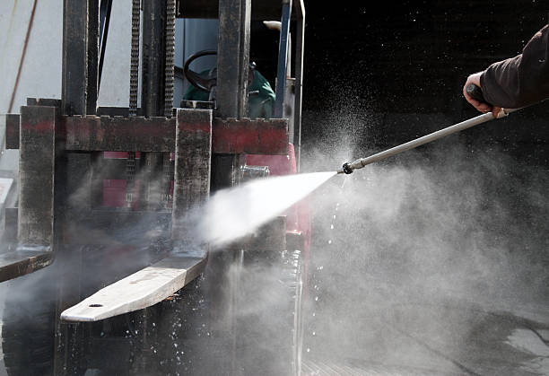 Best Sidewalk Pressure Washing  in Amelia Court House, VA